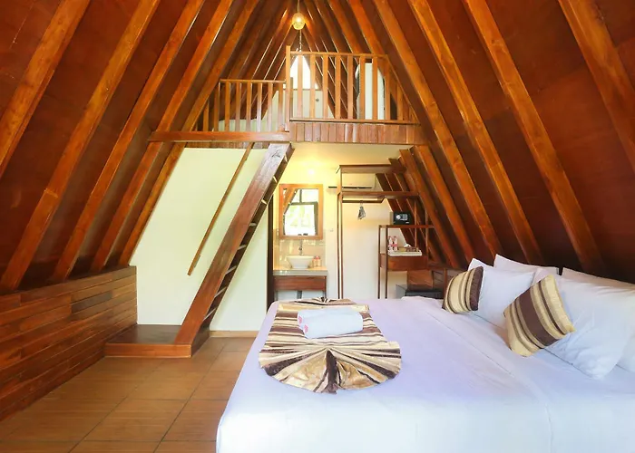 Dewantara Bali أُماينيار